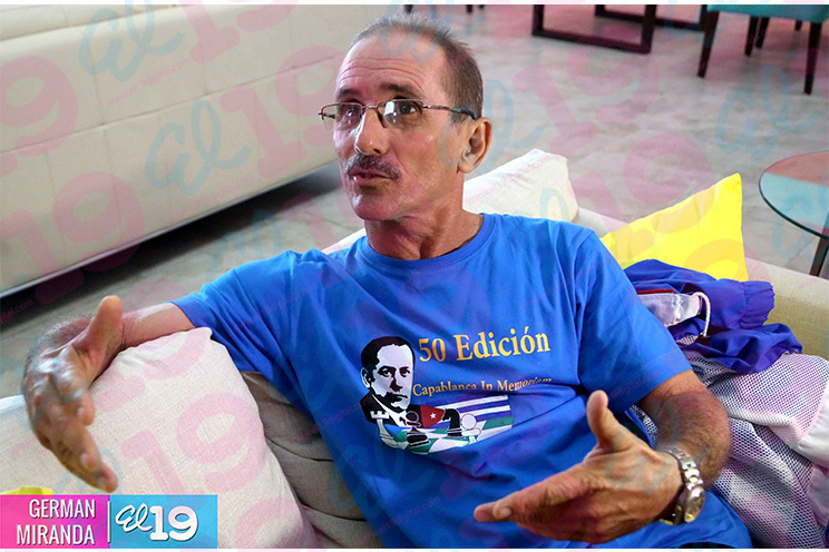 Maestro cubano Lázaro Bueno saluda esfuerzos de Nicaragua por masificar el ajedrez