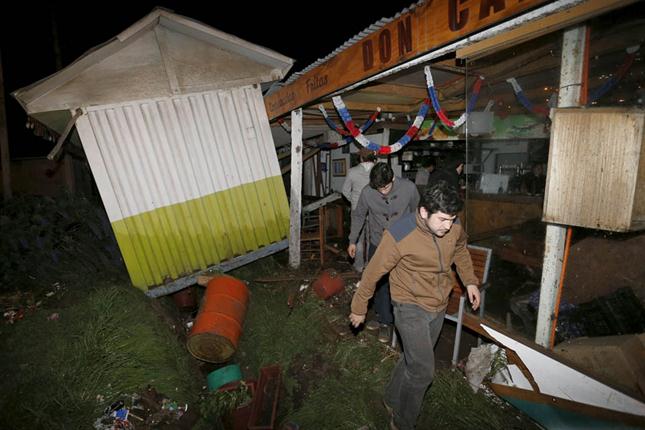 Gobierno chileno confirma que son al menos diez los muertos por el terremoto