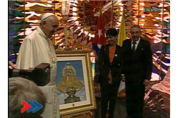 Papa Francisco realiza visita de cortesía al Comandante Raúl Castro (FOTOS, VIDEO)