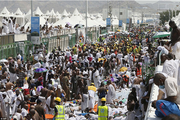 Más de 700 muertos por estampida humana en La Meca