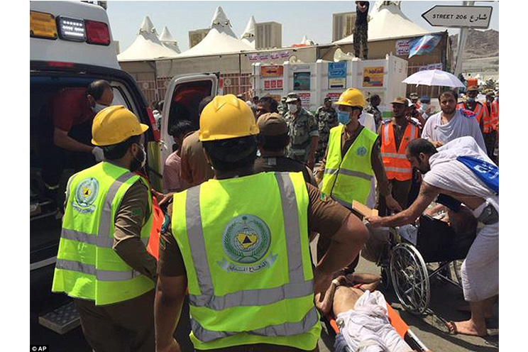 Más de 700 muertos por estampida humana en La Meca