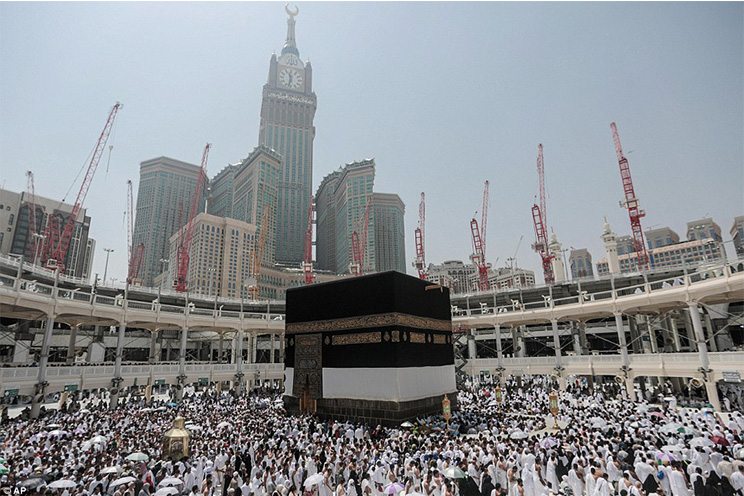 Más de 700 muertos por estampida humana en La Meca
