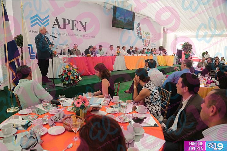 Inicia Feria Expo-APEN 2015