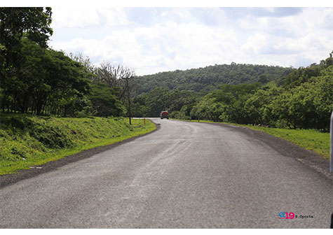 Rehabilitación de caminos y carreteras satisface a productores del norte