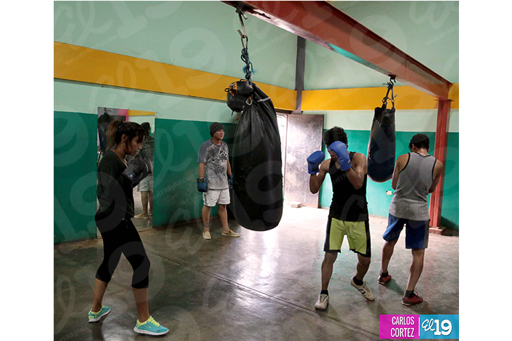 Anuncian noches de boxeo