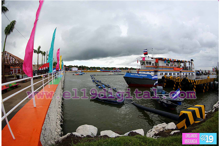 EPN inaugura obra de reconstrucción del Puerto San Jorge