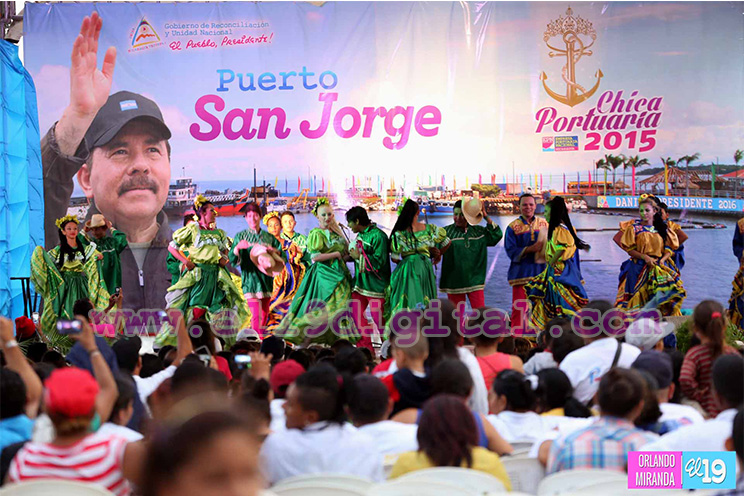 EPN inaugura obra de reconstrucción del Puerto San Jorge