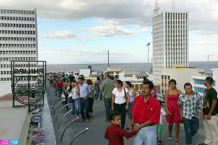 Crónica en la Avenida