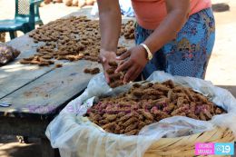 Dulceros granadinos preparados para las festividades marianas