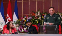 Daniel y Rosario presiden graduación de cadetes del Ejército de Nicaragua