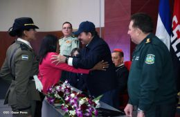 Daniel y Rosario presiden graduación de cadetes del Ejército de Nicaragua