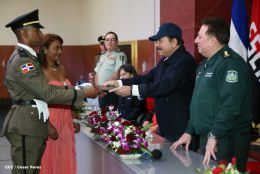 Daniel y Rosario presiden graduación de cadetes del Ejército de Nicaragua