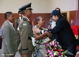 Daniel y Rosario presiden graduación de cadetes del Ejército de Nicaragua