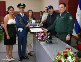 Daniel y Rosario presiden graduación de cadetes del Ejército de Nicaragua