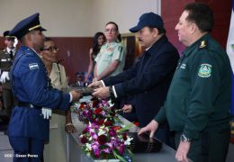 Daniel y Rosario presiden graduación de cadetes del Ejército de Nicaragua
