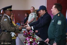 Daniel y Rosario presiden graduación de cadetes del Ejército de Nicaragua