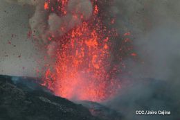Volcán Momotombo entra en actividad eruptiva tras 110 años de relativa calma