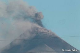 Volcán Momotombo entra en actividad eruptiva tras 110 años de relativa calma