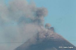 Volcán Momotombo entra en actividad eruptiva tras 110 años de relativa calma