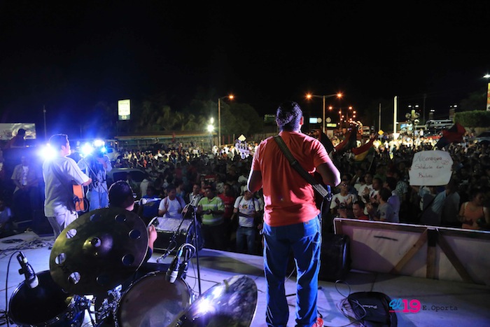 ¡NICARAGUA ESTÁ CON VOS, EVO!