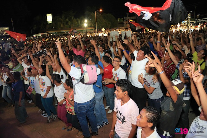 ¡NICARAGUA ESTÁ CON VOS, EVO!