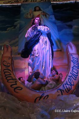 Cardenal Brenes inaugura la celebración de la Purísima con el grito de “¿Quién Causa Tanta Alegría?”