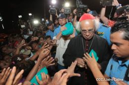Cardenal Brenes inaugura la celebración de la Purísima con el grito de “¿Quién Causa Tanta Alegría?”