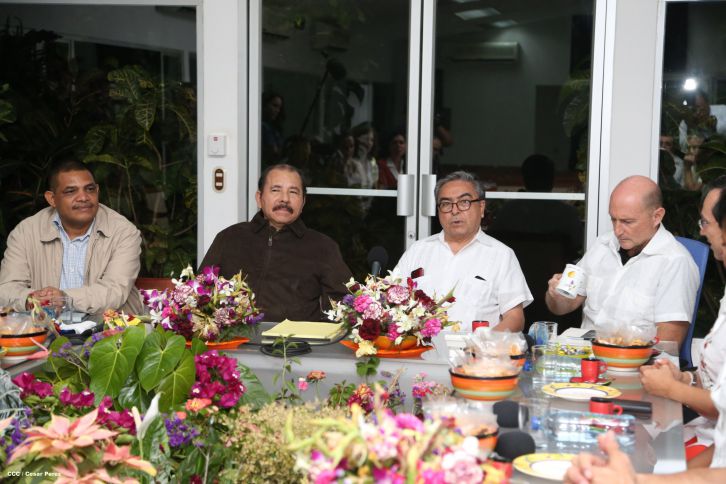 Presidente Daniel sostiene encuentro con Grupo de Consejeros del BID