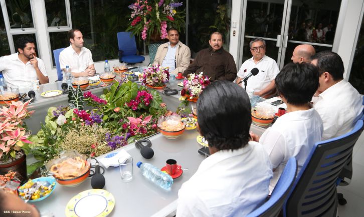 Presidente Daniel sostiene encuentro con Grupo de Consejeros del BID