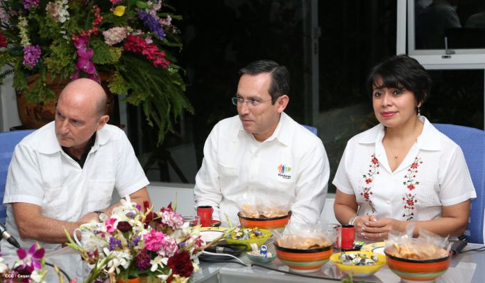 Presidente Daniel sostiene encuentro con Grupo de Consejeros del BID