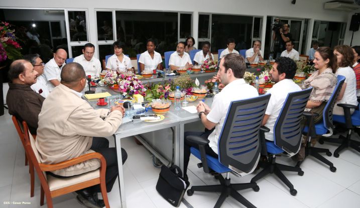 Presidente Daniel sostiene encuentro con Grupo de Consejeros del BID