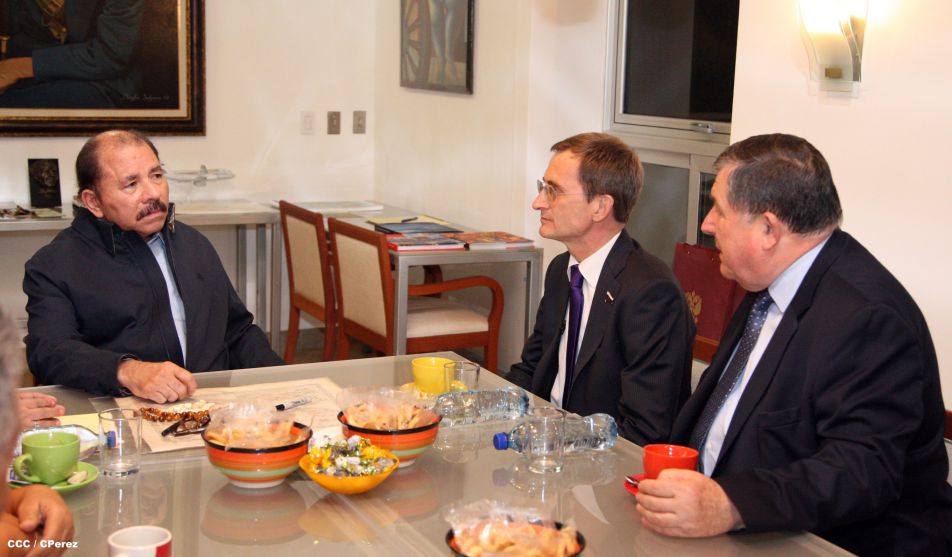 Presidente Daniel se reúne con Vicepresidente de la Duma Estatal de la Asamblea Federal de Rusia