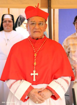 En el inicio del Año de la Misericordia iglesia abre Puerta Santa en Catedral de Managua