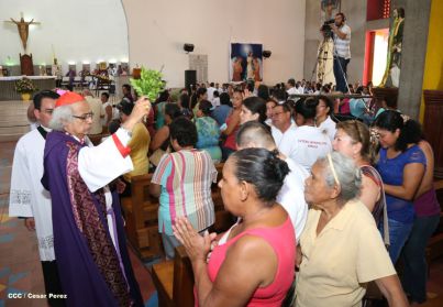 En el inicio del Año de la Misericordia iglesia abre Puerta Santa en Catedral de Managua