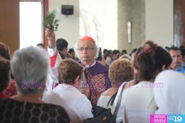 En el inicio del Año de la Misericordia iglesia abre Puerta Santa en Catedral de Managua