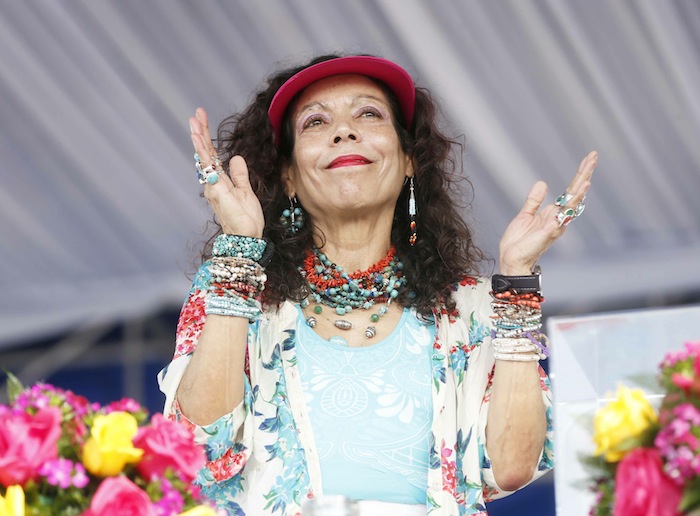 Miles acompañan a Daniel y Rosario en Repliegue 2013