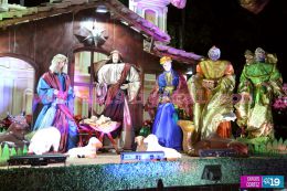 Una tarde en la Avenida de Bolívar a Chávez esperando la llegada del Niño Dios