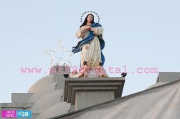 Un mar de católicos participan en primera misa del 2016