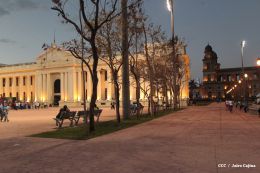 Inauguran Plaza 22 de Agosto en Managua