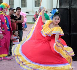 Inauguran Plaza 22 de Agosto en Managua