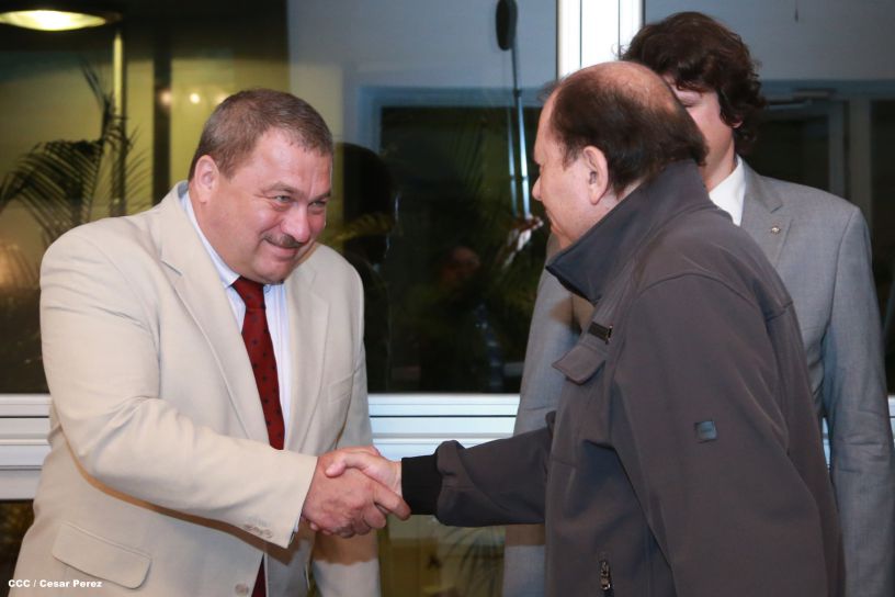 Presidente Daniel se reúne con delegación rusa del Instituto de Vacunas y Sueros de San Petersburgo