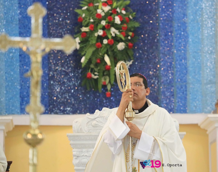 Granadinos festejan a Beata Sor María Romero