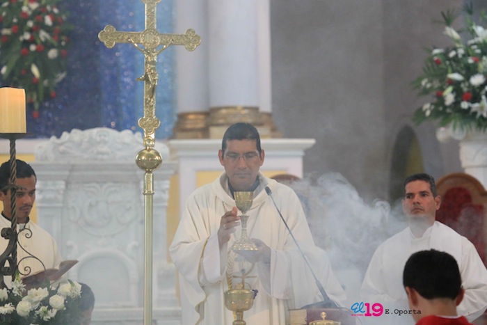 Granadinos festejan a Beata Sor María Romero