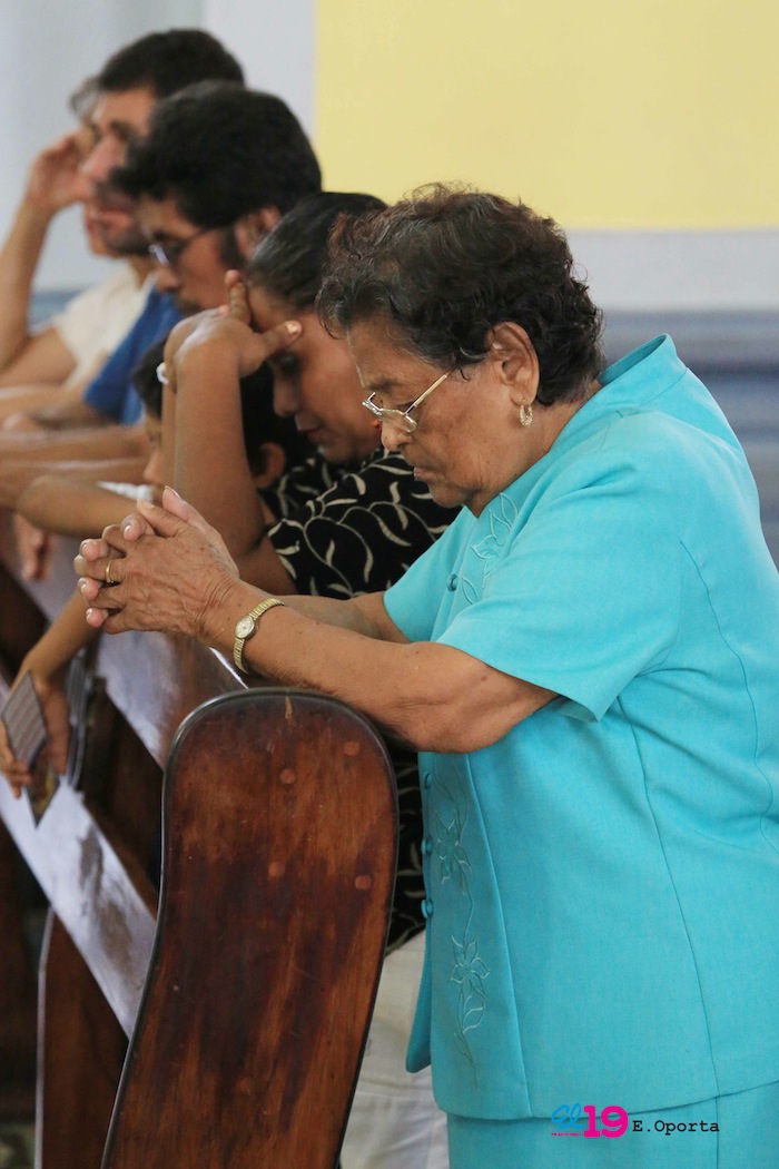 Granadinos festejan a Beata Sor María Romero