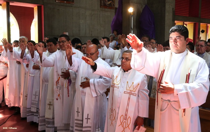 Misa Crismal en Catedral de Managua