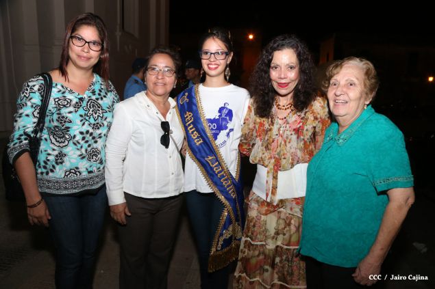 Daniel y Rosario participan en solemne ceremonia del centenario del Inmortal Rubén Darío en León