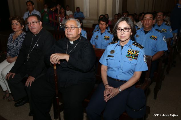 Daniel y Rosario participan en solemne ceremonia del centenario del Inmortal Rubén Darío en León