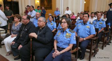 Daniel y Rosario participan en solemne ceremonia del centenario del Inmortal Rubén Darío en León