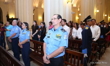 Daniel y Rosario participan en solemne ceremonia del centenario del Inmortal Rubén Darío en León