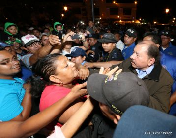 Daniel y Rosario participan en solemne ceremonia del centenario del Inmortal Rubén Darío en León